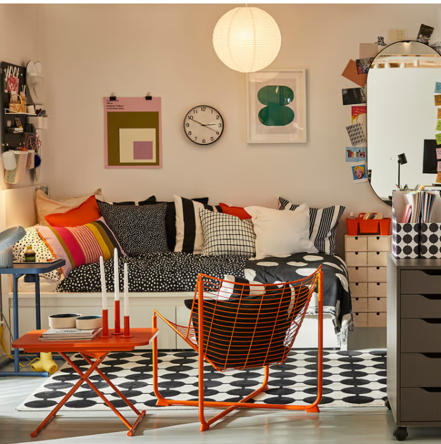 IKEA VÄNDPLATS Rug, low pile, white/black dotted, 133x195 cm
