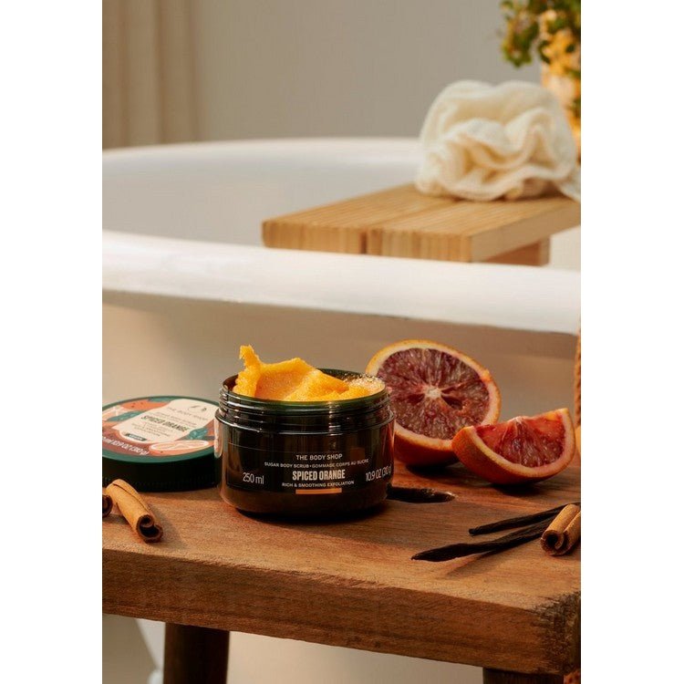 THE BODY SHOP SPICED ORANGE BODY SCRUB 250ML