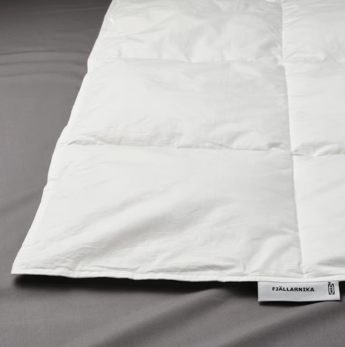 IKEA FJÄLLARNIKA Duvet, light warm, 150x200 cm