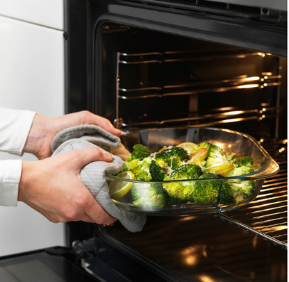 IKEA FÖLJSAM Oven dish, clear glass, 24.5x24.5 cm